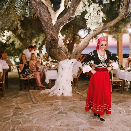 Üdülőközpont Caramel, A Grecotel To Live 5*
