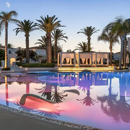 Üdülőközpont Caramel, A Grecotel To Live